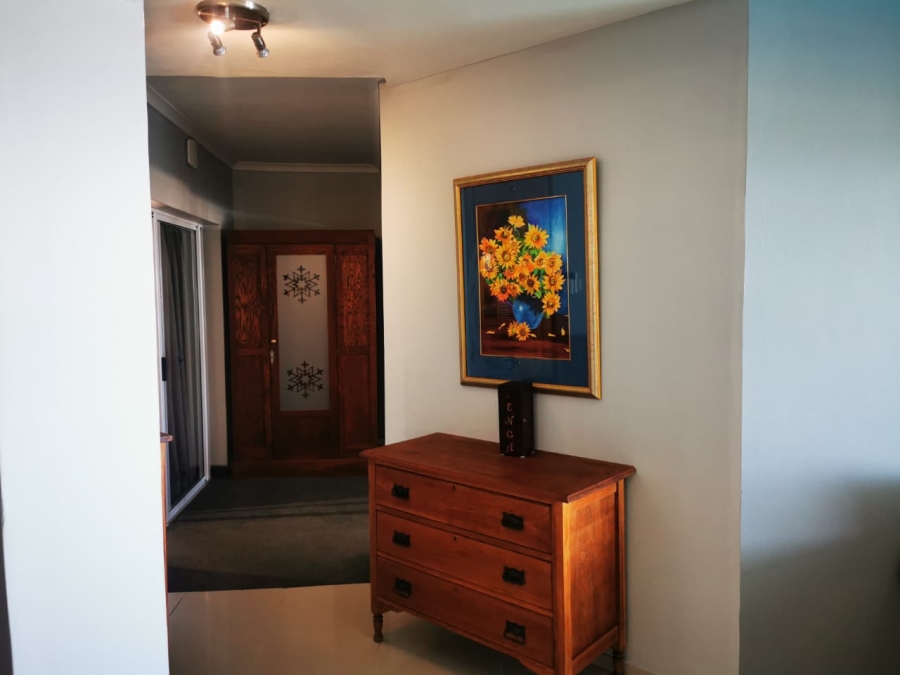 5 Bedroom Property for Sale in Jeffreys Bay Central Eastern Cape